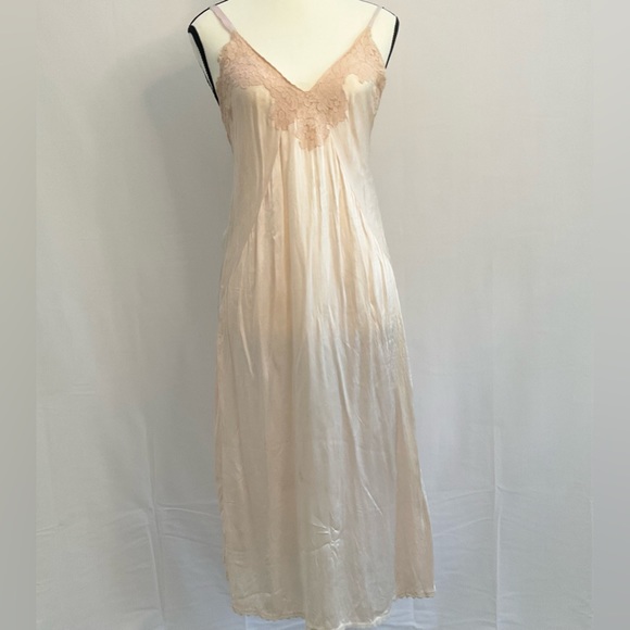 Antique Coquette Pink Nightgown - Picture 2 of 5